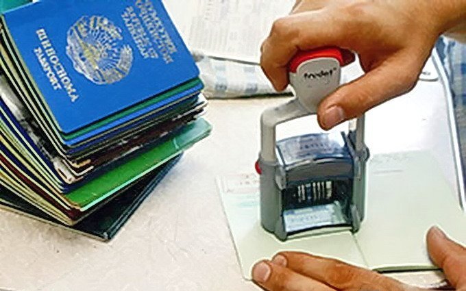 Методические рекомендации по постановке на миграционный учет иностранных граждан, лиц без гражданства, а также граждан РФ по месту пребывания на территории РФ.