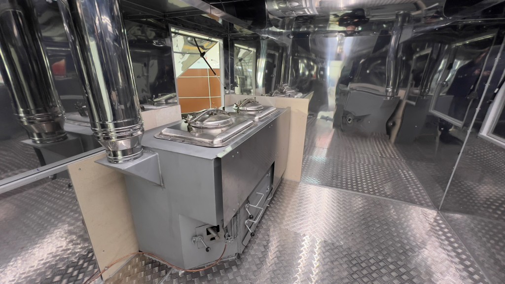 Полевая кухня Печь варка.jpg Полевая кухня Печь варка.jpg