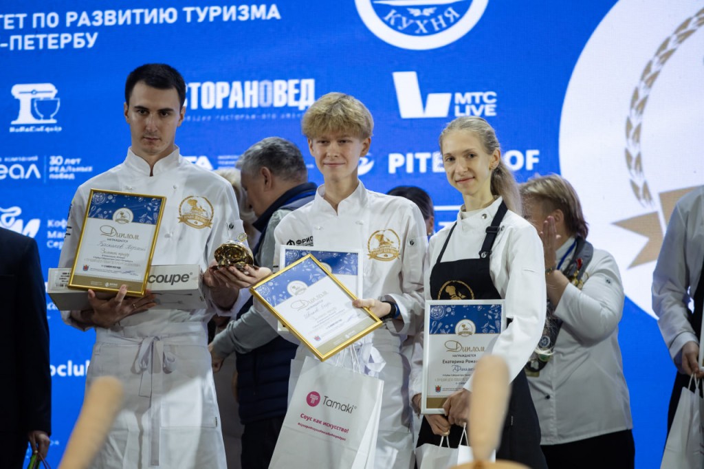 photo_2025-11-17_05-32-10.jpg photo_2025-11-17_05-32-10.jpg